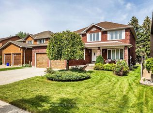 75 Waverly St N, Oshawa, ON L1J 8G6