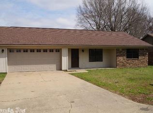 302 Willow Loop, Lonoke, AR 72086