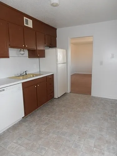 215-217 Ingram Rd — Photo 6