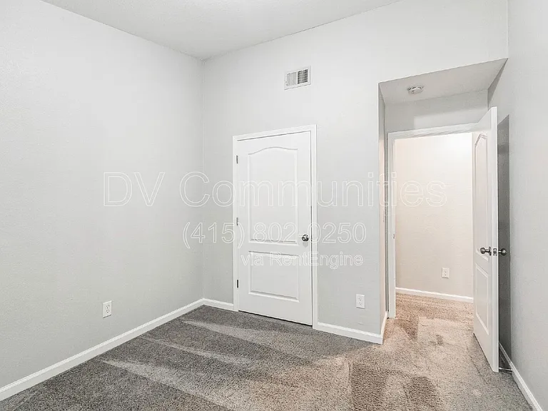 2817 Windsor Forrest Ct — Photo 24