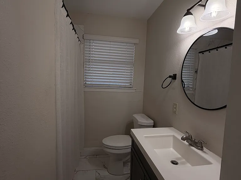 9605 Kittyhawk Ln — Photo 4