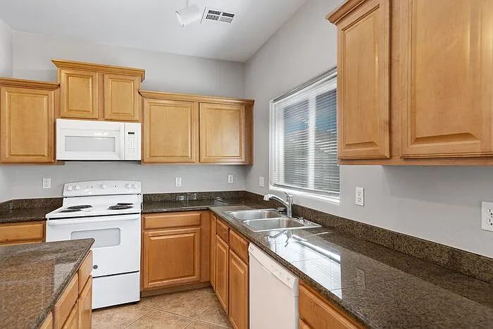 2725 W Jasper Butte Dr — Photo 14