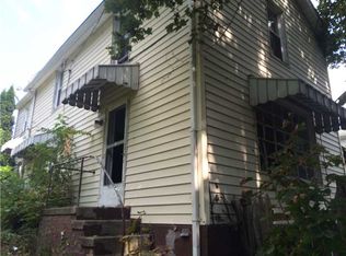 1113 3rd Ave, Beaver Falls, PA 15010