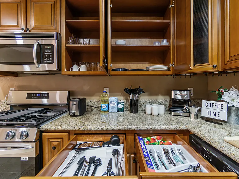 Feel free to use any of our readily available kitchen and dining utensils.