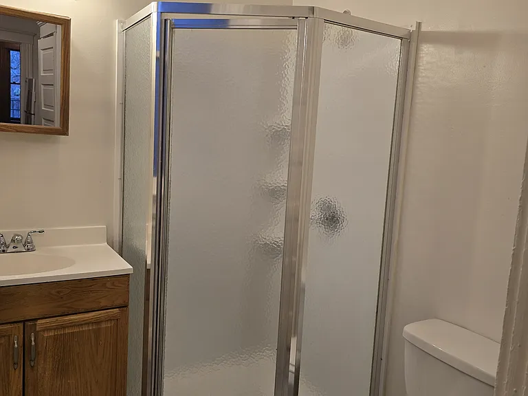 1626 Chase Ave #7 — Photo 4