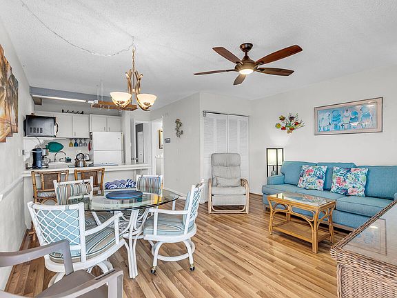 4th image of 21 Sombrero Blvd APT 404
