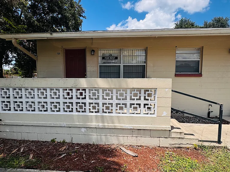2075 Howell Branch Rd #101 — Photo 2
