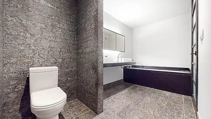 Rented by Bizzarro Agency | media 21