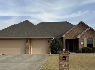 2001 Mount Vernon Rd, Enid, OK 73703