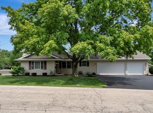 109 E 2nd Ave, New Lenox, IL 60451