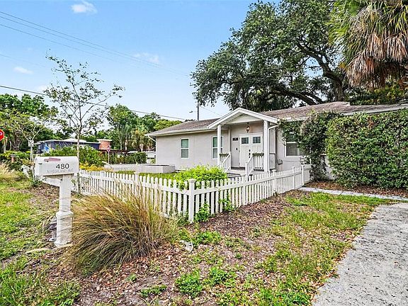 2nd image of 4809 N HIGHLAND AVENUE