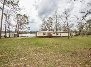 8260 Lake Carroll Dr, Donalsonville, GA 39845