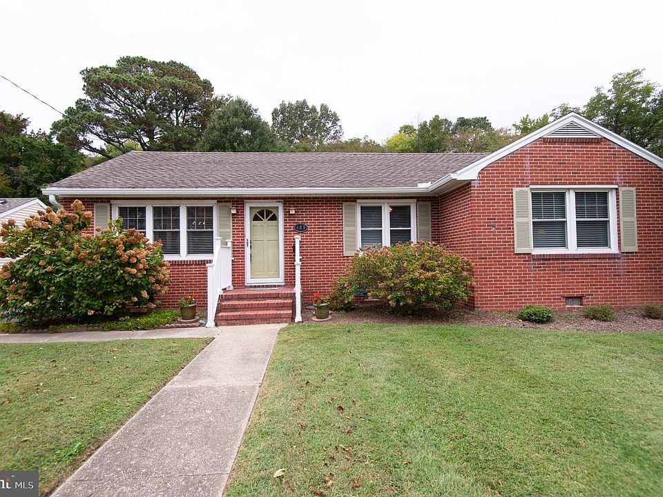 1st image of 409 Talbot Ave