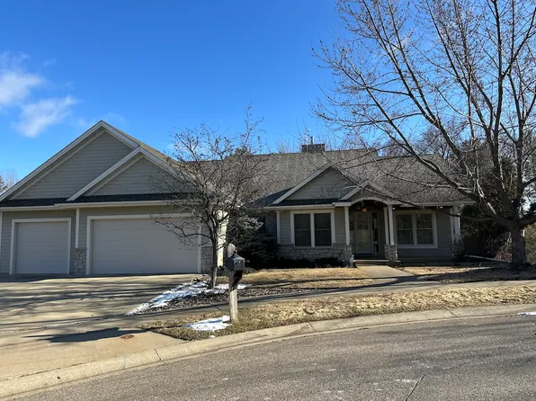 360 Eagle Nest Ln SW, Rochester, MN 55902