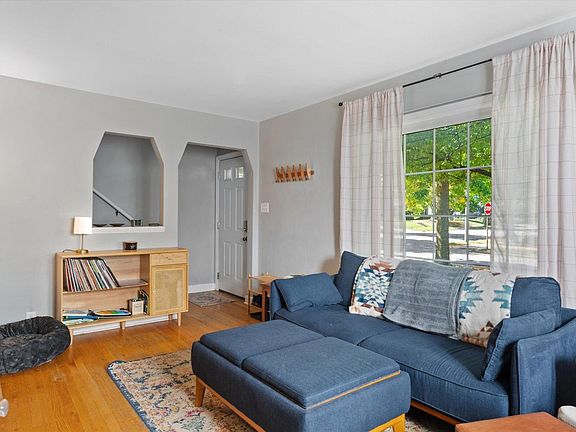 5th image of 3476 S Ahmedi AVENUE