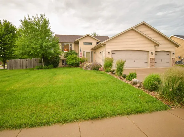 619 S Raven Ave, Harrisburg, SD 57032