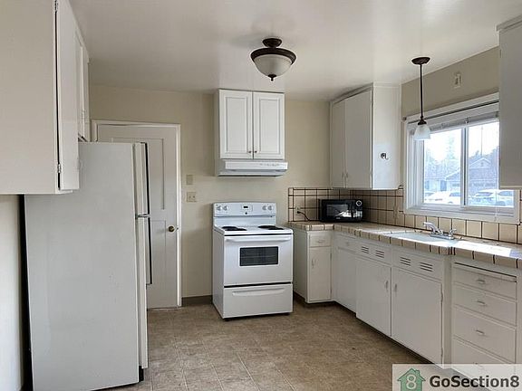 4th image of 1157 Block Dr