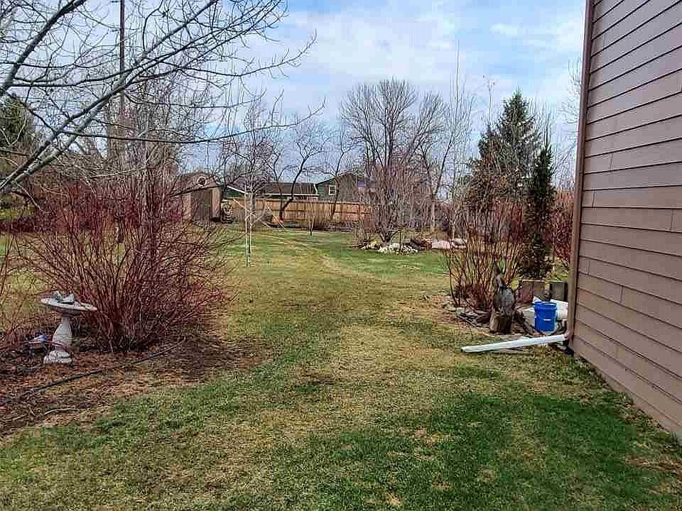 2nd image of 1603 N Terrace Pl