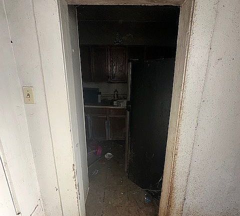 3rd image of 325 Grenet St