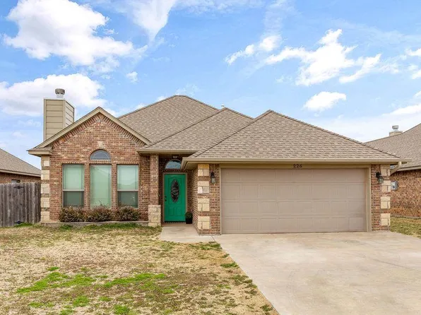 226 NW Granite Ave, Cache, OK 73527