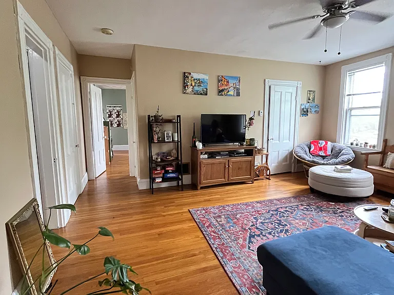 238 Cypress St #3 — Photo 5