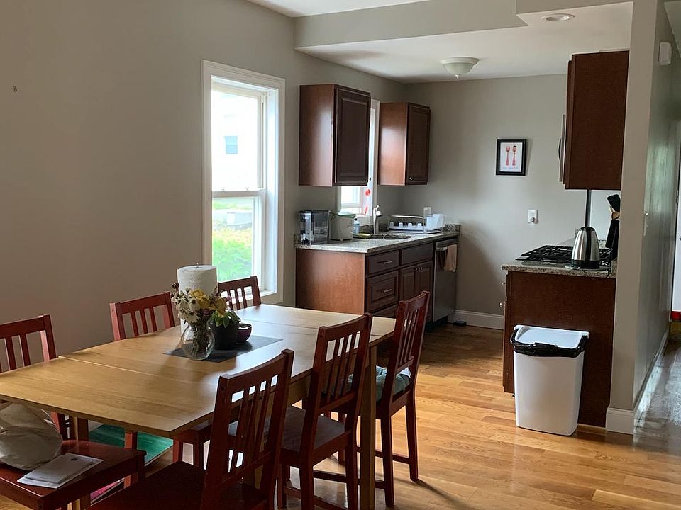 1st image of 28 William St #1FA