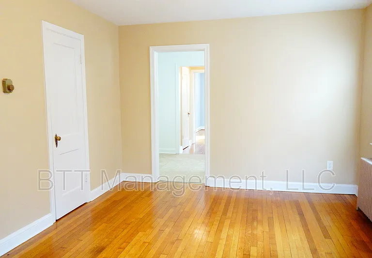 812 Greenwood Cir #4 — Photo 12
