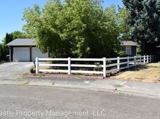 1545 Maple Pl, Lebanon, OR 97355