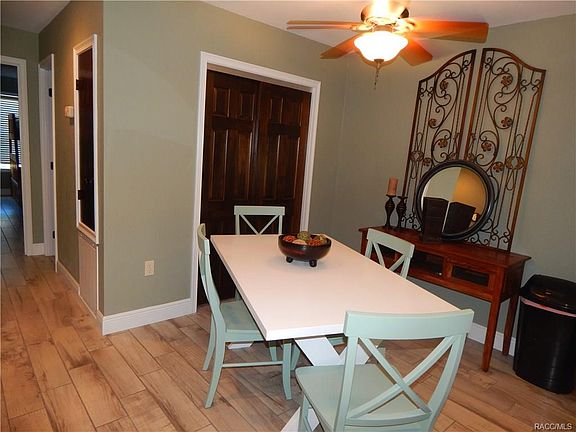 4th image of 30 SE Valare Ln APT 104