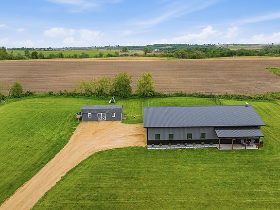 5th image of 1451 Ryan Rd