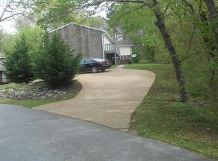 9006 Wooten Rd, Chattanooga, TN 37416