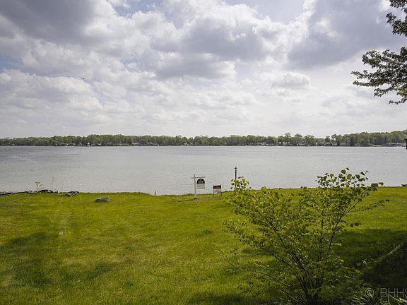 19648 lakeshore dr-102