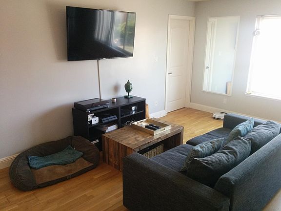 3rd image of 2690 Great Hwy APT 301