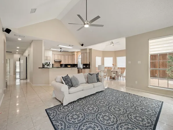 2324 Compton Dr, Plano, TX 75025
