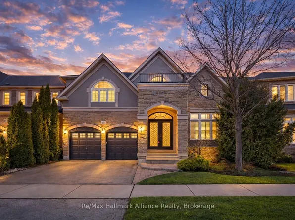 247 Beechtree Cres, Oakville, ON L6L 0A5