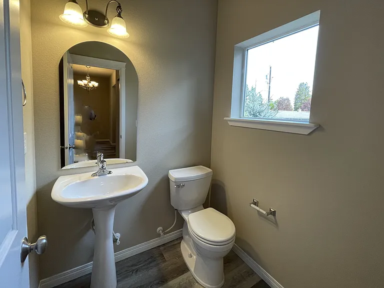 229 Dorn Ave #C101 — Photo 3