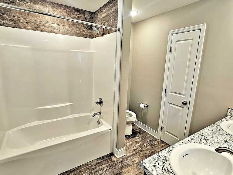 717 Iron Wood Dr SW — Photo 13