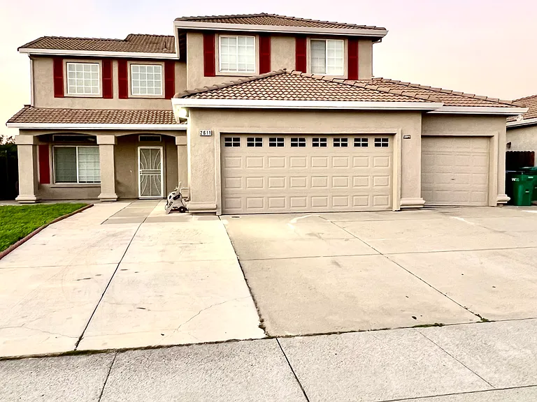 2611 Blossom Cir — Photo 5