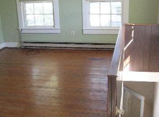 9 Houston St, Lexington, VA 24450
