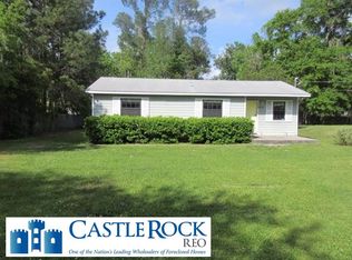 839 Lovers Ln, Green Cove Springs, FL 32043