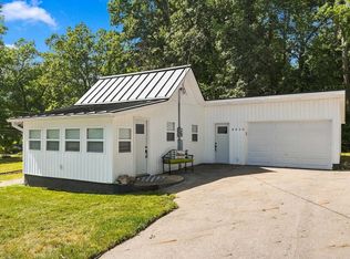 3010 W Sycamore Beach Rd, Angola, IN 46703