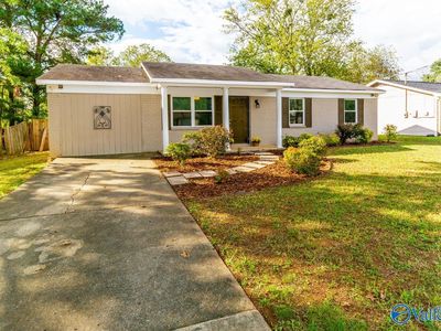 14002 Graylynn Dr SW, Huntsville, AL, 35803