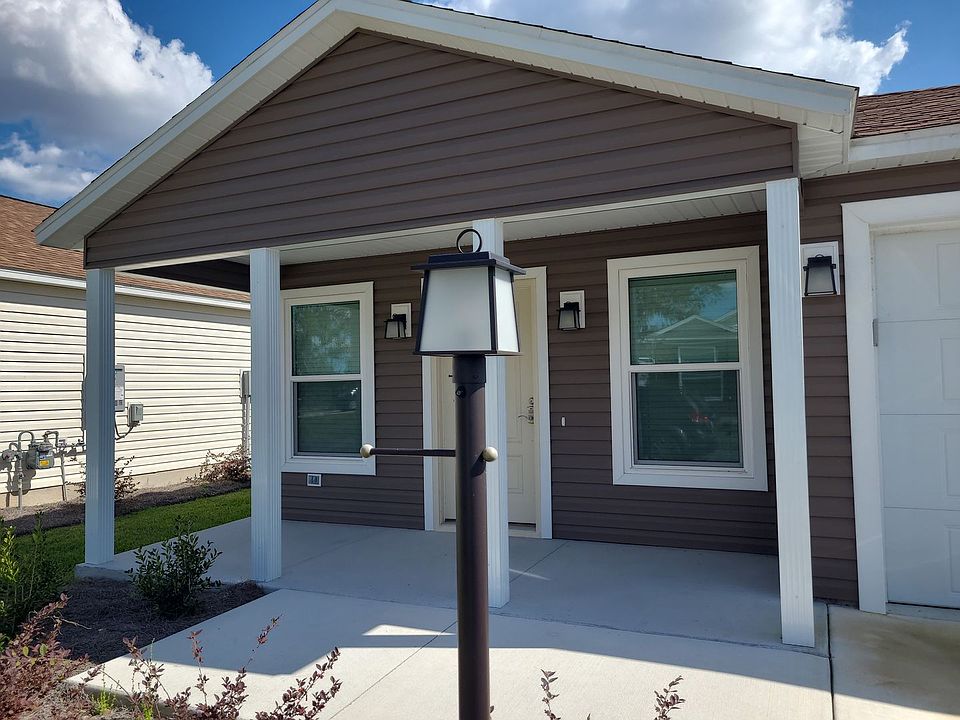 1st image of 3330 Clark Ct
