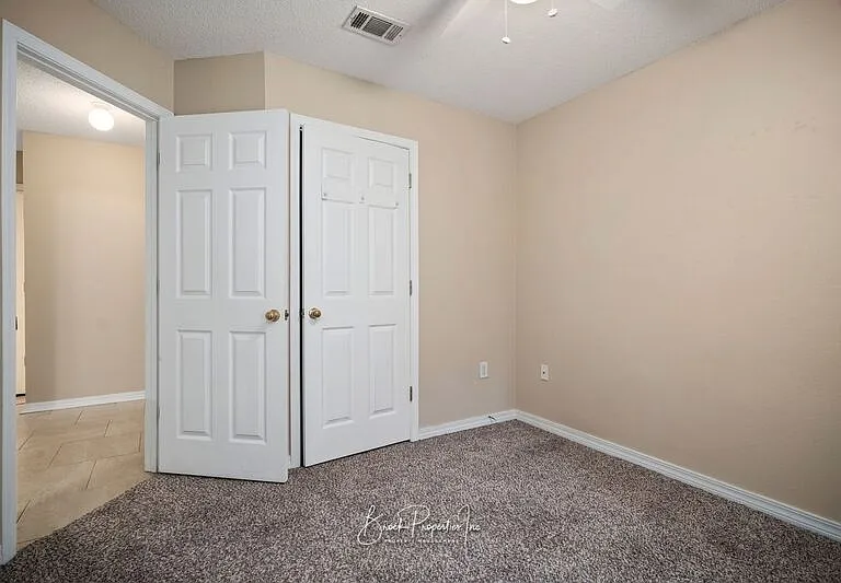 4718 Lemoyne Vis — Photo 18
