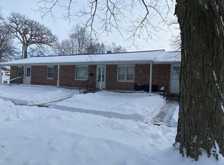 155 E Mulberry St, Watseka, IL 60970