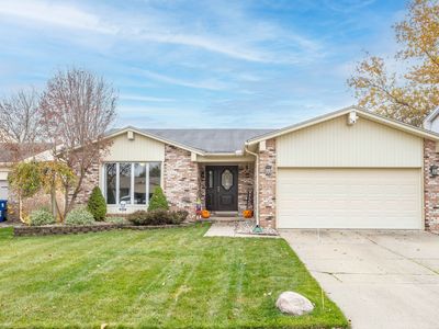 1068 Kings Ct, Canton, MI, 48188