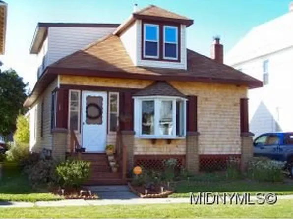 1106 Mathews Ave, Utica, NY 13502