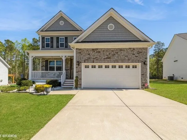 96 Grey Hawk Dr, Garner, NC 27529