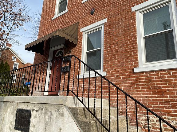 Front porch with covered entrance.