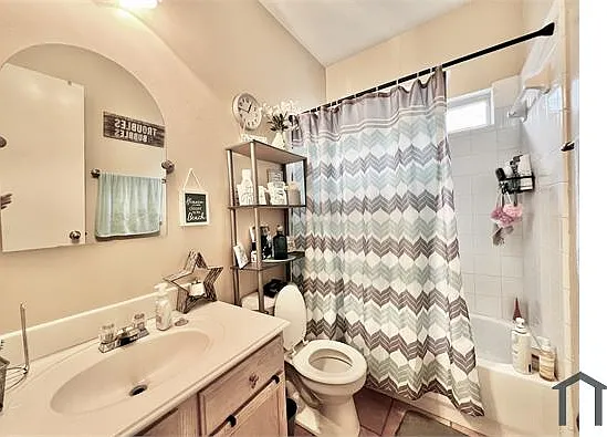 1101 Eastwick Dr — Photo 10